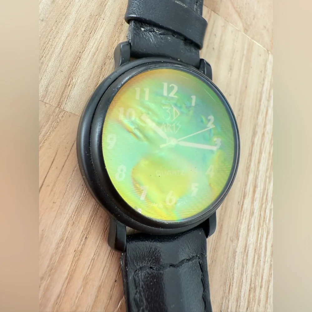 Vintage rare holo ARTS HOLOGRAM 3D world map watch NEW BATTERY